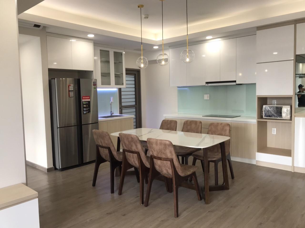 Cần bán căn hộ 3 phòng ngủ, căn góc block D, khu Emerald dự án Celadon City. 2173736 2