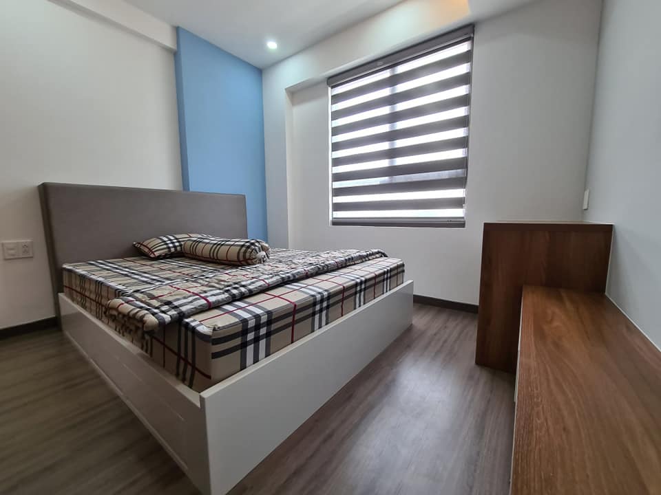 - Cần bán gấp căn hộ Emerald Celadon City đường Bờ Bao Tân Thắng, phường Sơn Kỳ, quận Tân Phú. 2176427 3