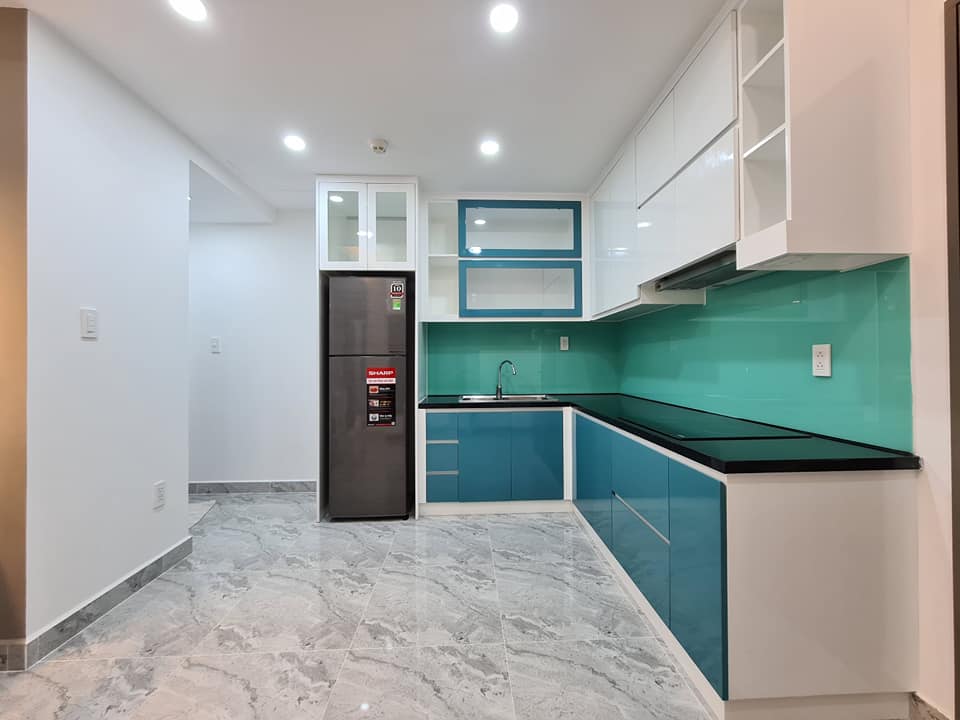 - Cần bán gấp căn hộ Emerald Celadon City đường Bờ Bao Tân Thắng, phường Sơn Kỳ, quận Tân Phú. 2176427 5