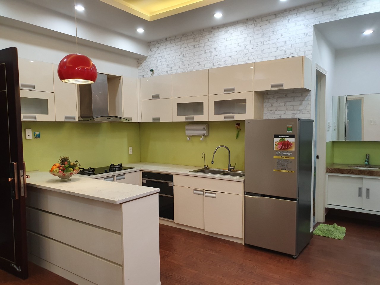 Bán nhanh căn hộ Âu Cơ view nhìn ra Đầm Sen, 74m2, 2pn, sổ hồng, giá 2 tỷ 420. Liên hệ chị Mỹ: 0384015896 2268950 1