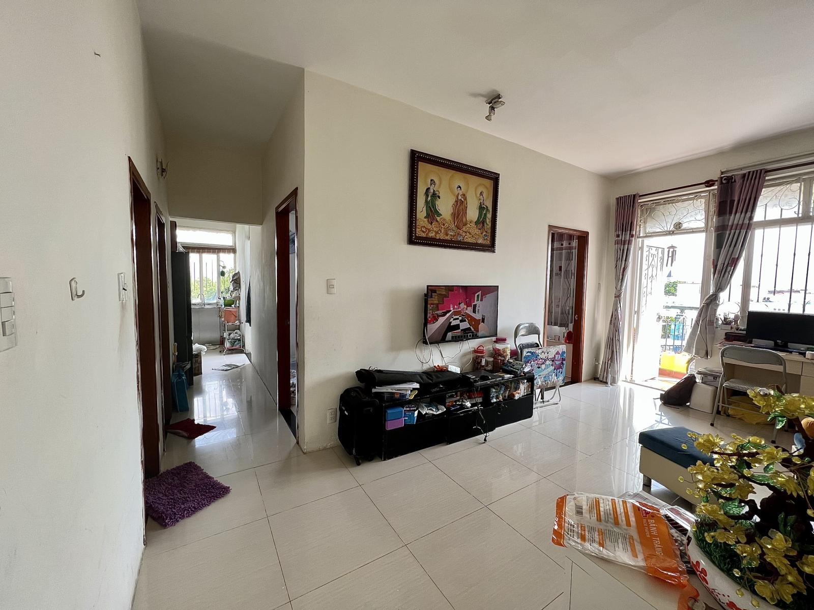 Bán căn hộ 312 Lạc Long Quân 2PN, lô A2, giá 2 tỉ 310tr, đã có sổ 2360805 2