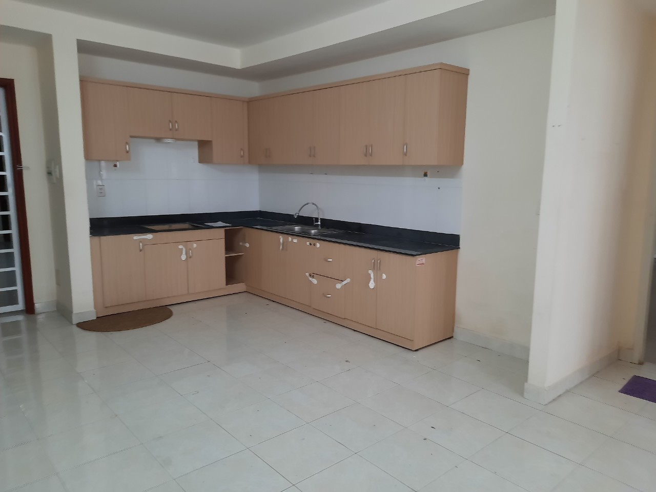 Chung cư Babylon đường Âu Cơ quận Tân Phú bán giá 1.88 tỉ, 1 phòng ngủ LH 0901255305 2383293 2