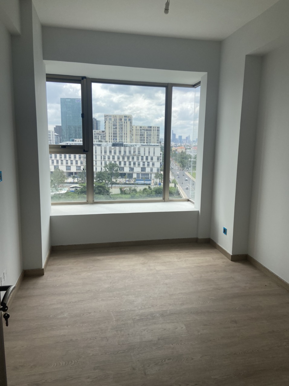 Kẹt tiền cần bán trước tết Midtown The Peak, Phú mỹ hưng, quận 7 2385193 5
