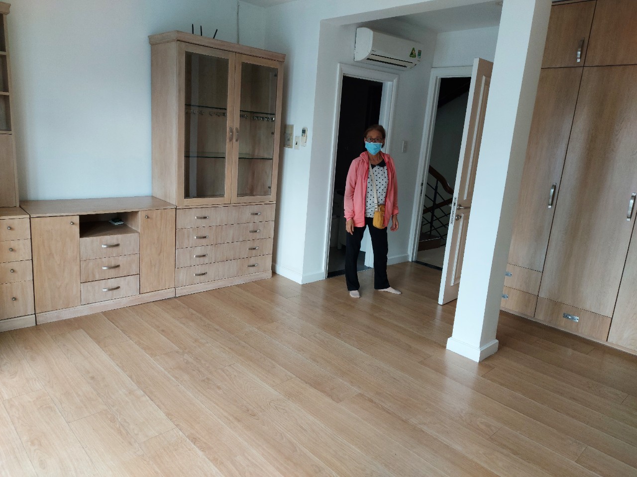 Cho thuê nhà nguyên căn Huỳnh Tân Phát Q7. Gía 12 triệu. 2395116 2