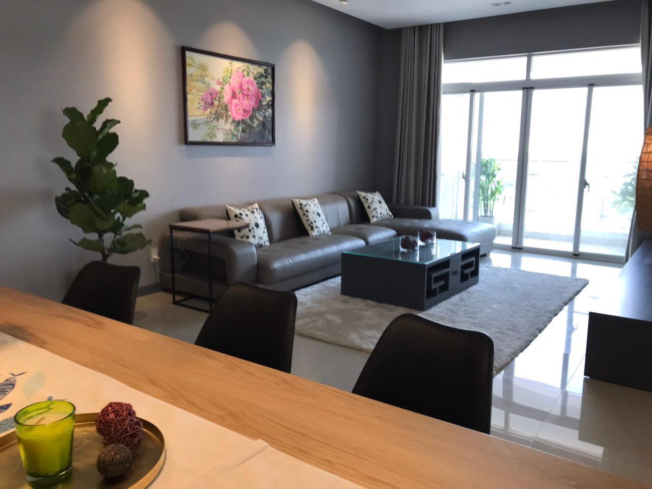 Kẹt tiền bán gấp CHCC Riverside Residence, 143m, pmh, q.7 2404381 4