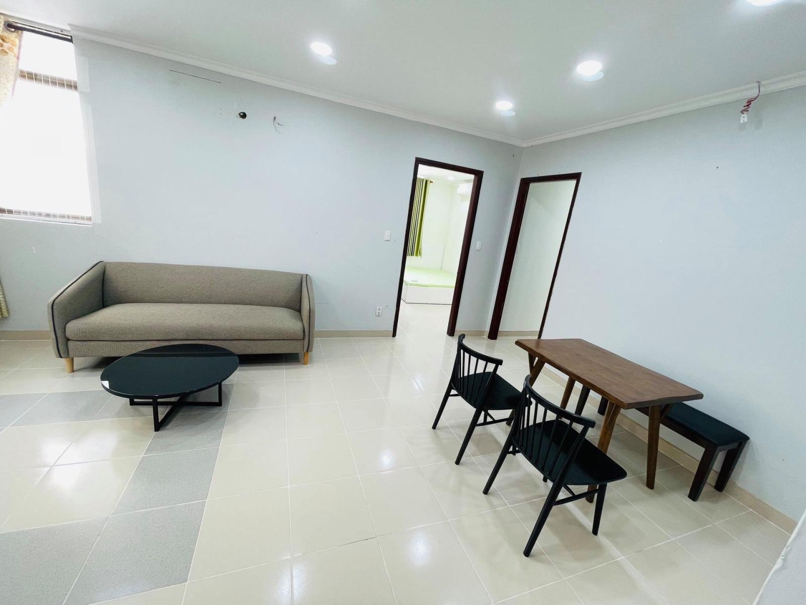 Bán căn hộ Screc Tower 2 Phòng Ngủ tặng toàn bộ nội thất } Sổ Hồng sang tên trong ngày Tel 0942811343 Tony đi xem 2410403 1