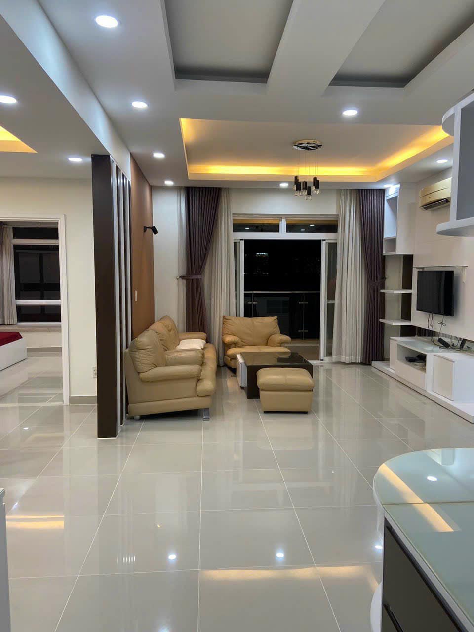 Cần bán gấp CHCC Riverside Residence 147m2, PMH, Q.7 2411470 1