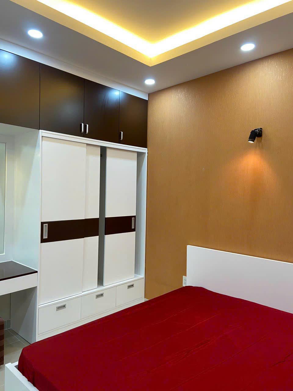 Cần bán gấp CHCC Riverside Residence 147m2, PMH, Q.7 2411470 4
