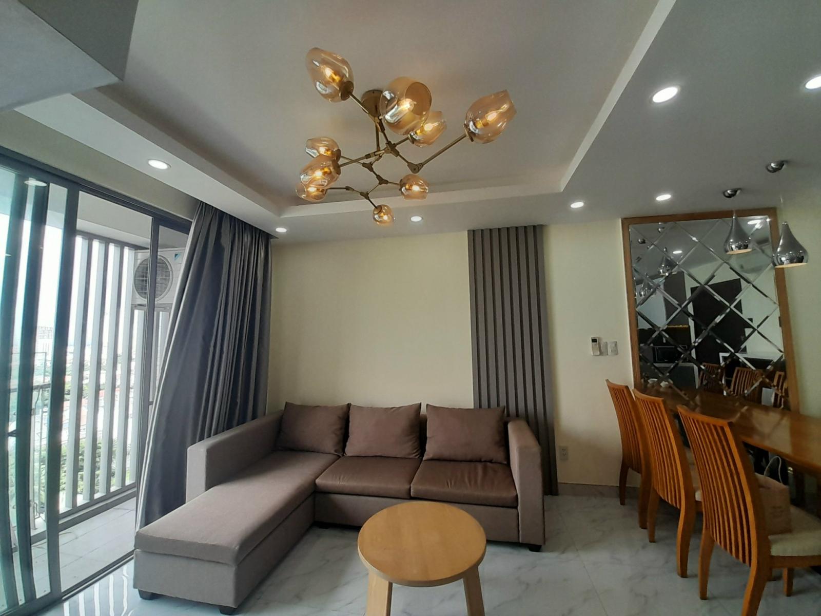 Bán gấp CHCC Hưng Phúc, DT 98m2, 3 PN, 2WC, đầy đủ nội thất, giá 5tỷ1 2411865 3