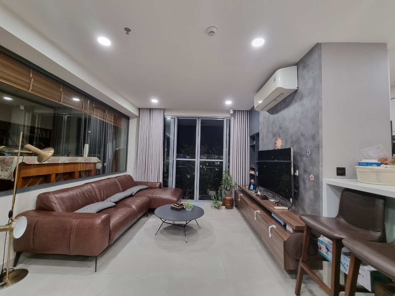 Giá tốt! Bán CH Green Valley 118m2, 3PN,2wc, nội thất đầy đủ, lầu cao, giá tốt 6ty5 thương lượng,  2411877 5