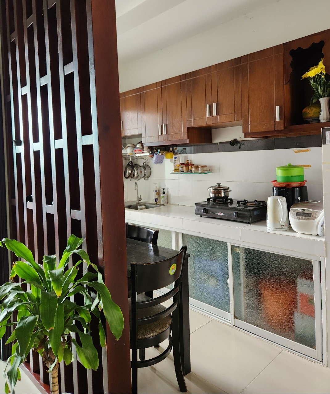 Cần bán CH Belleza , Phạm Hữu Lầu , Quận 7, dt:45,5m2, 2PN,1WC , full nội thất , giá :1.620 tỷ.LH:0906.611.859 Thư 2411913 6