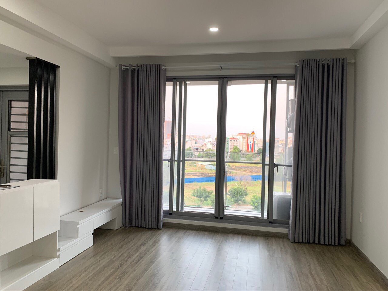 Bán gấp CHCC Green Valley, 2PN, 2wc, lầu trung căn góc, nội thất dính tường, giá tốt 4ty6 2412149 1