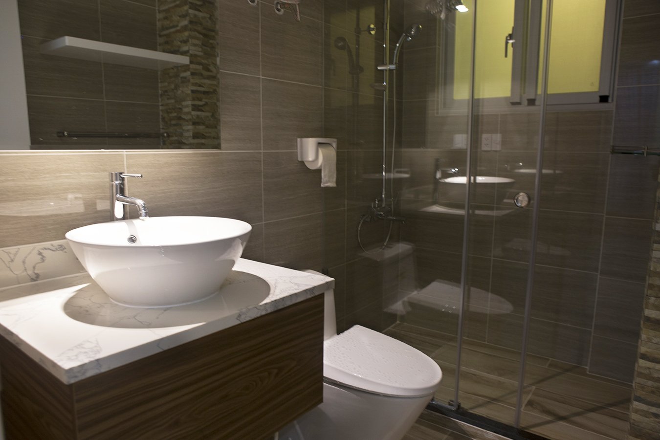 Bán CHCC Happy Valley, DT 135m2, 3PN, 2WC, lầu cao, view đẹp, đầy đủ nội thất, giá 7 tỷ 2412154 4