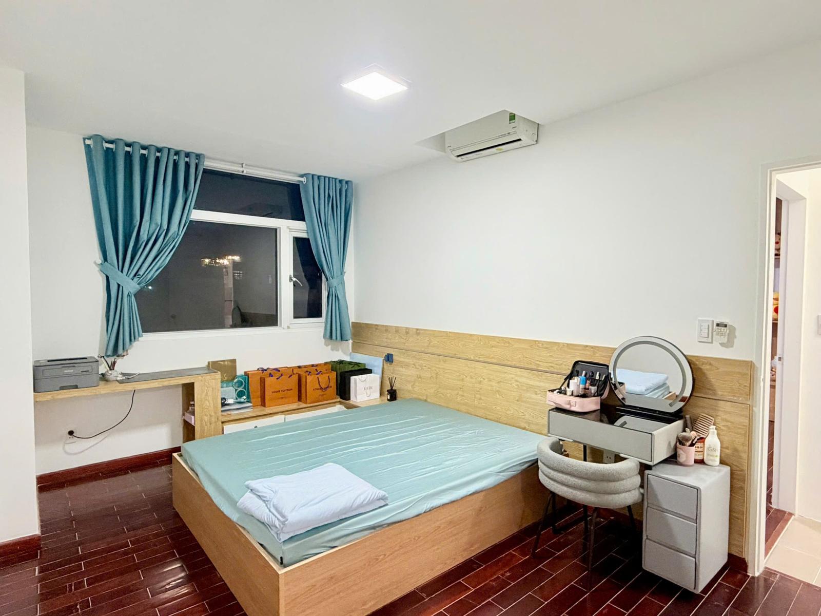 Chính chủ căn góc 83m2 Hoàng Kim Thế Gia, sổ hồng sẵn, nhà mới, nội thất 2422110 4