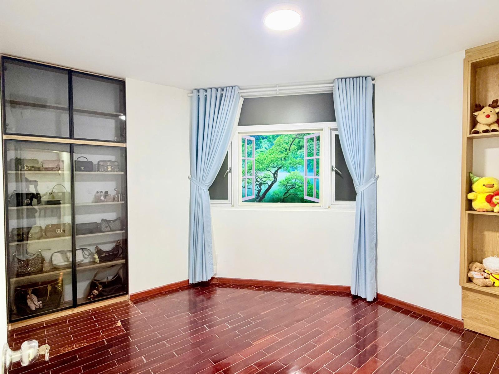 Chính chủ căn góc 83m2 Hoàng Kim Thế Gia, sổ hồng sẵn, nhà mới, nội thất 2422110 5