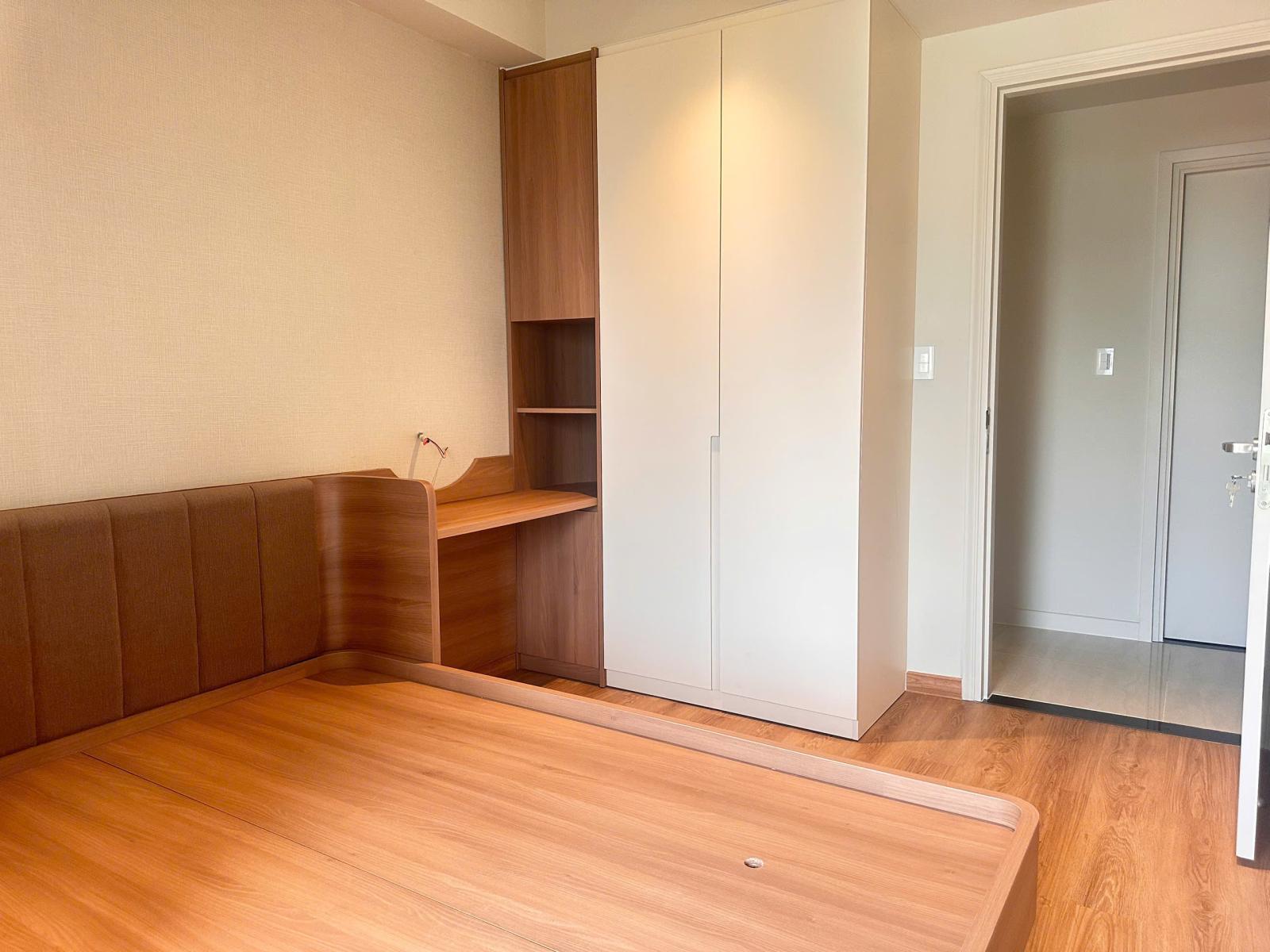 Bán CHCC Green Valley, DT 120m2, 3PN, 2WC, nhà mới decor, HDT, giá 12,6 tỷ thương lượng 2422126 2