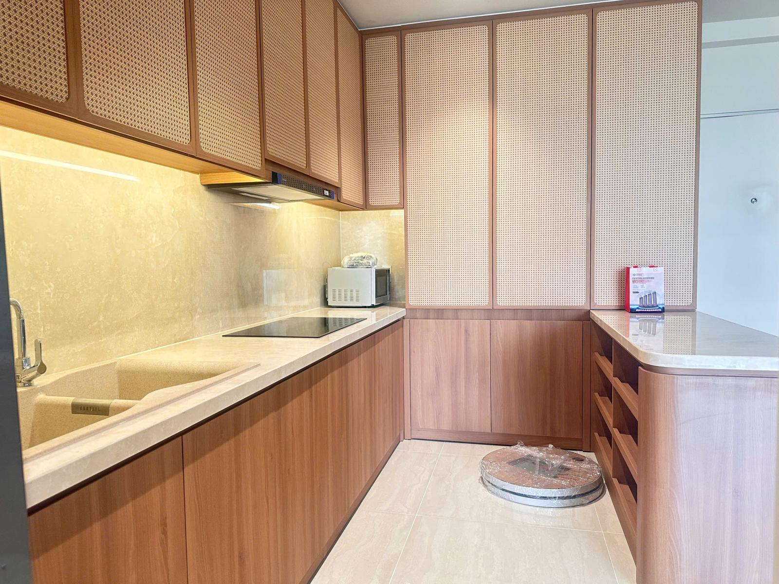 Bán CHCC Green Valley, DT 120m2, 3PN, 2WC, nhà mới decor, HDT, giá 12,6 tỷ thương lượng 2422126 6