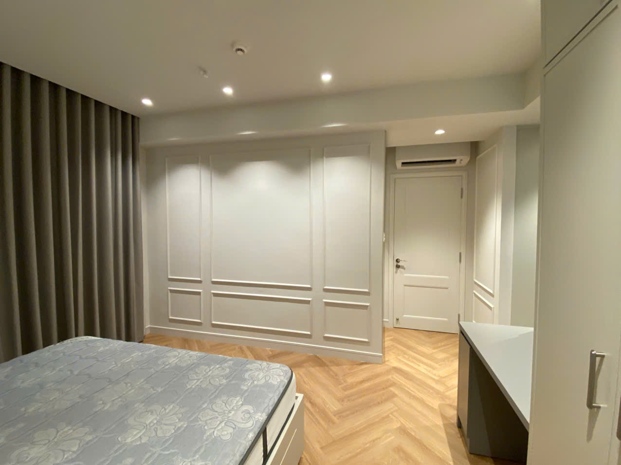 Bán nhanh CHCC Green Valley, DT 122m2, 3PN, 2WC, nội thất cao cấp, giá tốt 12.650 tỷ thương lượng 2422132 2