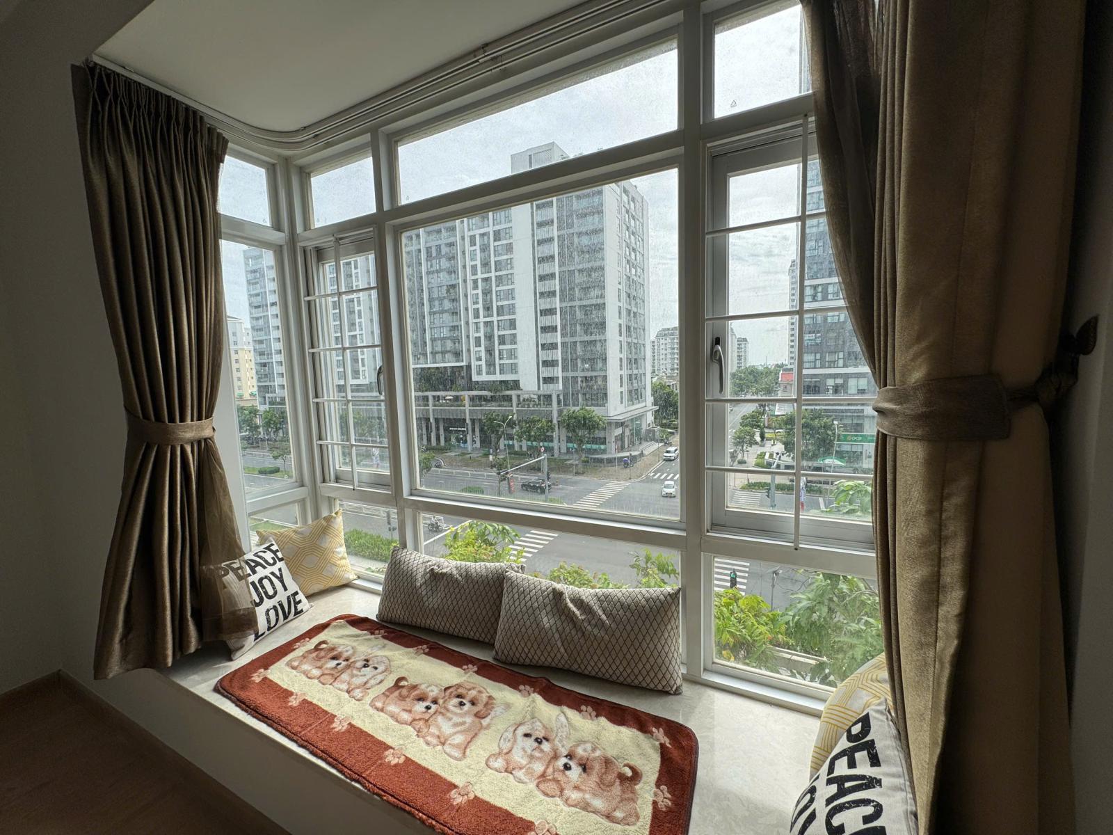 Bán gấp CHCC Riverside Residence, DT 178m2, 3PN, 2WC, Nội thất đầy đủ, giá 15 tỷ 2422140 6