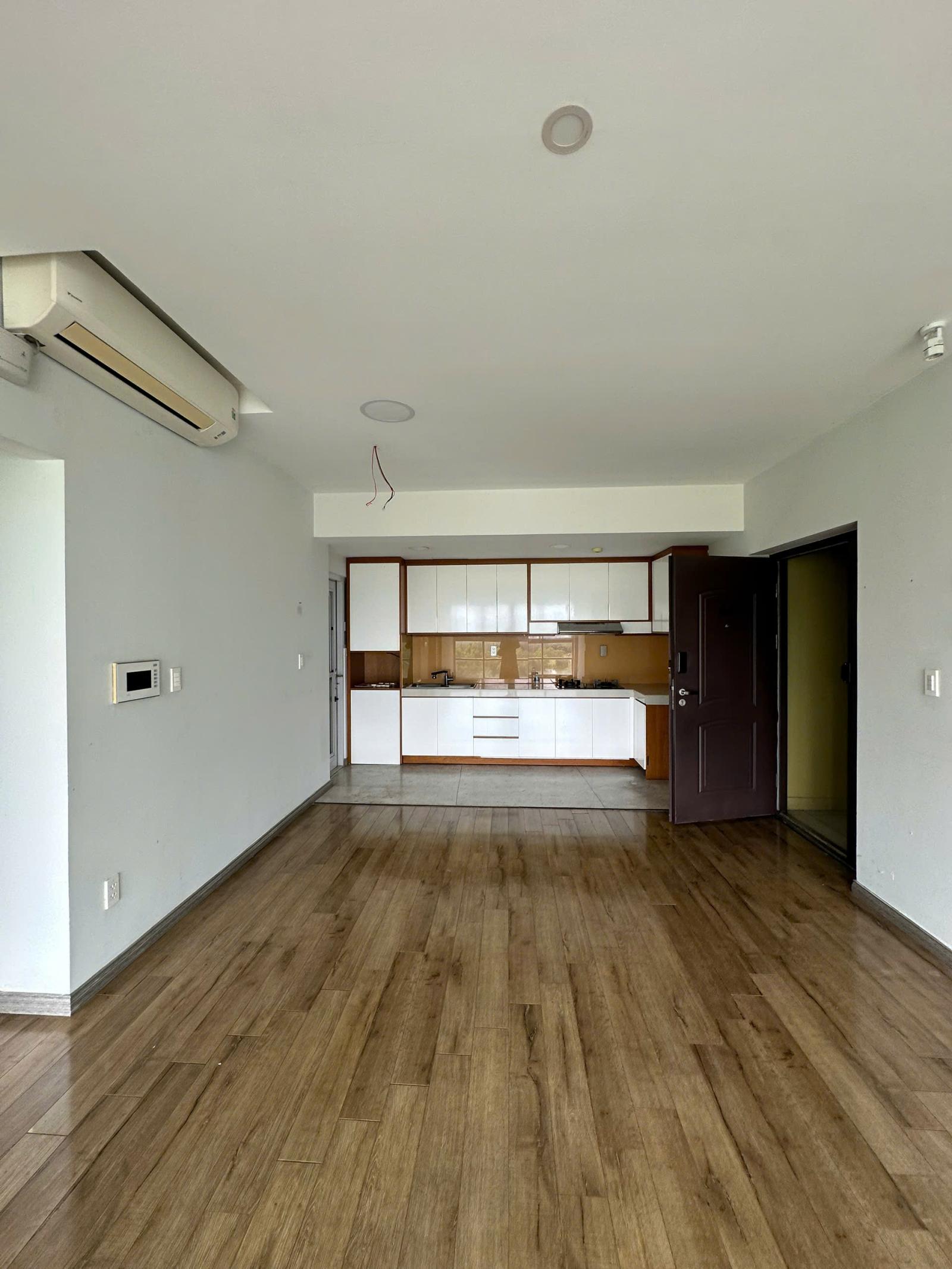 Bán gấp CHCC Happy Valley, DT 100m2, 3PN, 2WC, Nội thất đầy đủ, giá tốt 9 tỷ 2422141 5