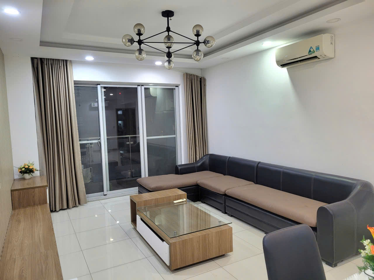 Bán gấp CHCC Cosmo City, DT 123m2, thiết kế 3 phòng ngủ, 2 toilet, sẵn HĐT, giá tốt 6.9 tỷ 2422145 3
