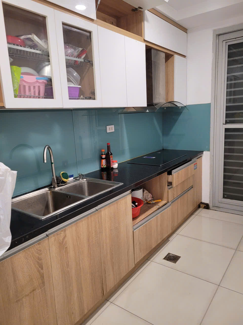 Bán gấp CHCC Cosmo City, DT 123m2, thiết kế 3 phòng ngủ, 2 toilet, sẵn HĐT, giá tốt 6.9 tỷ 2422145 4