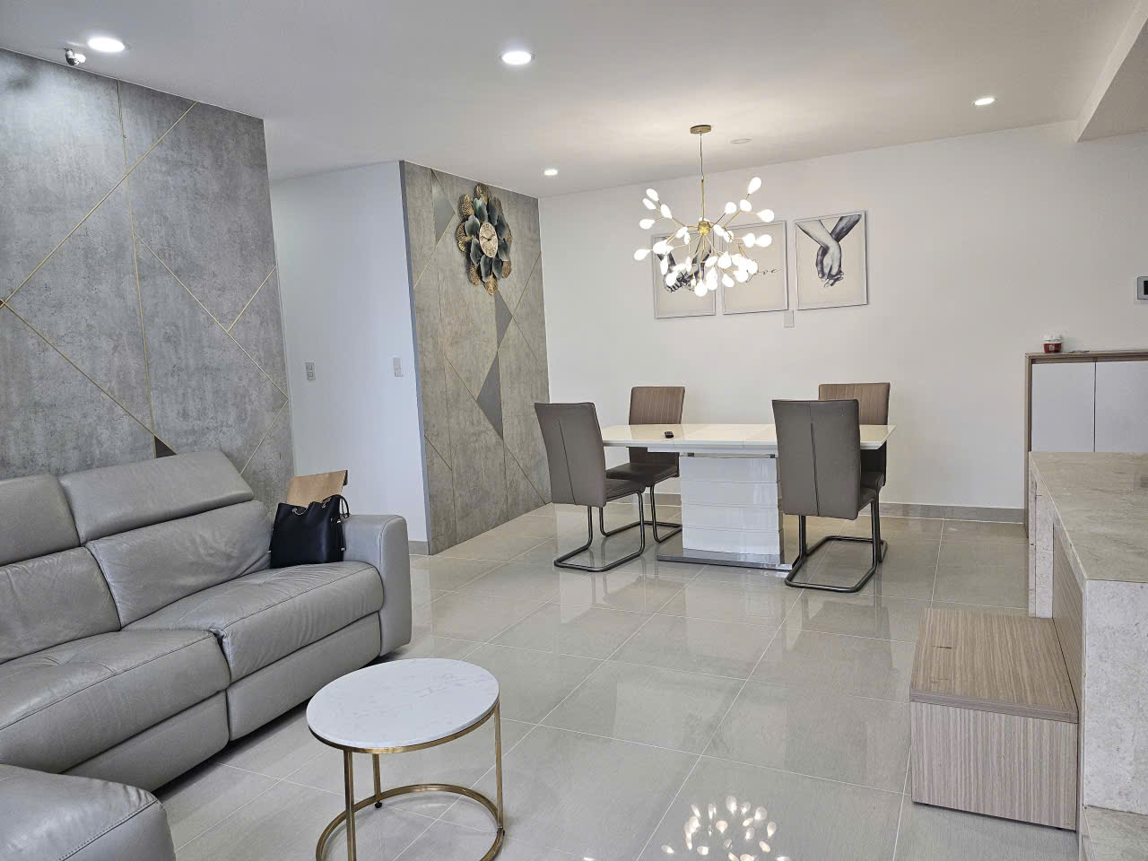Bán CHCC Green Valley, DT 89m2, thiết kế 2 phòng ngủ, 2 toilet, giá bán 8,5 tỷ 2422172 6